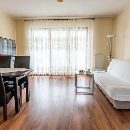 Apartament Platan 2 *